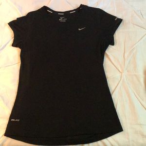 Nike running top
